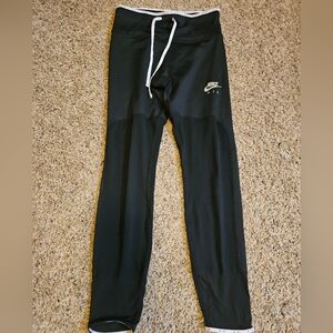 Nike Air Drifit Legging Size Small Black 4 For 30